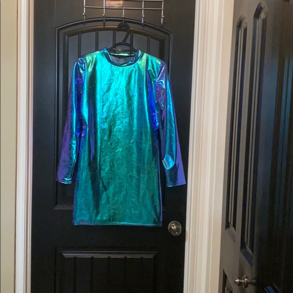 Sweet Rage Metallic Dress - Picture 4 of 4